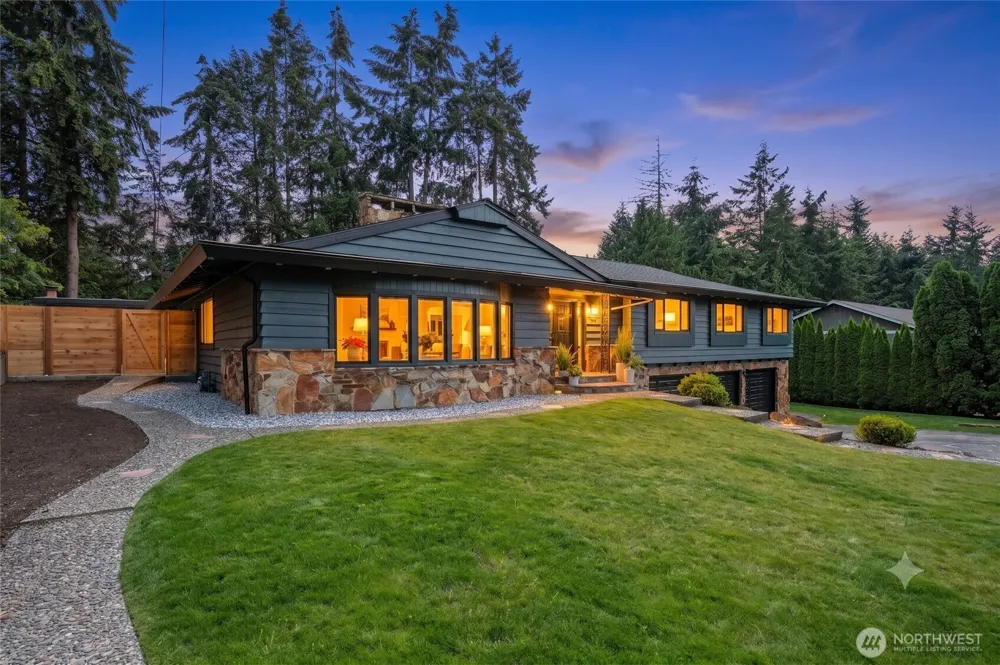 9616 242nd Place SW Edmonds, WA 98020