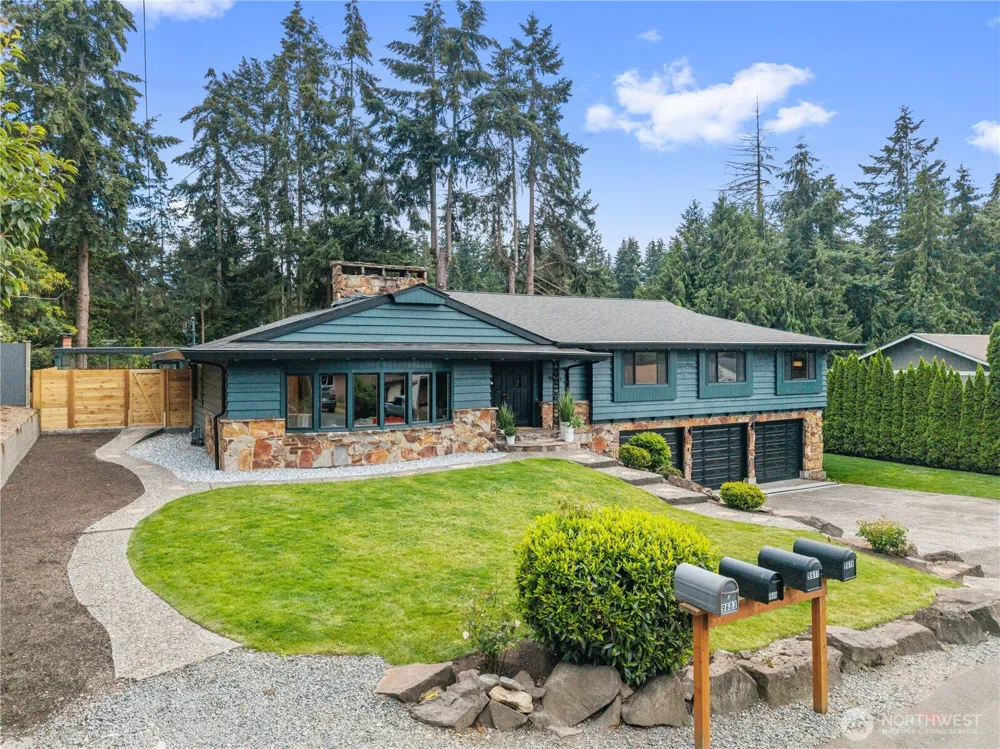 9616 242nd Place SW Edmonds, WA 98020