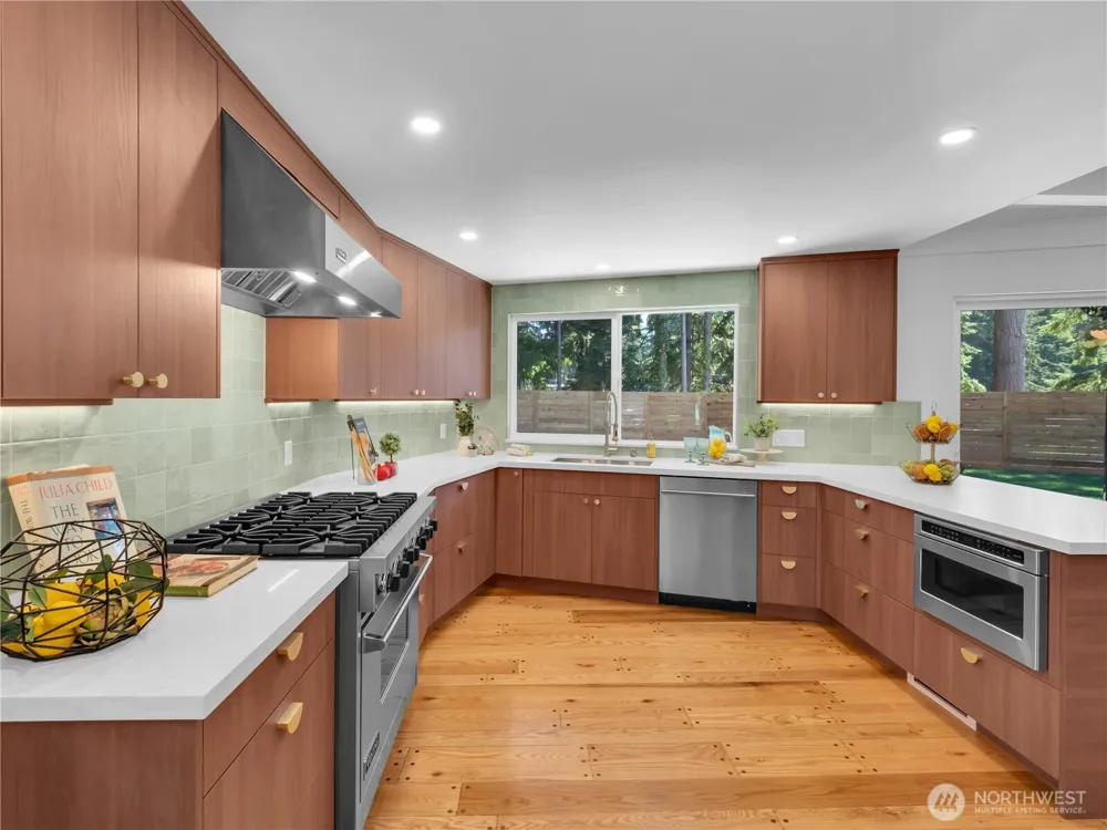 9616 242nd Place SW Edmonds, WA 98020