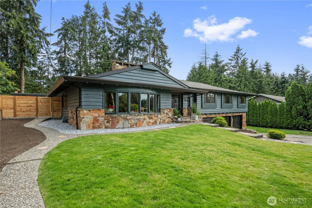 9616 242nd Place SW Edmonds, WA 98020