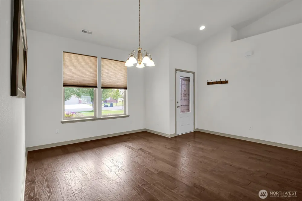 3440 W Blue Heron Lane Moses Lake, WA 98837