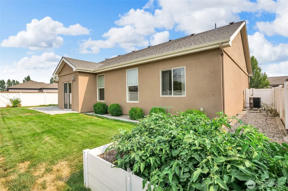 3440 W Blue Heron Lane Moses Lake, WA 98837