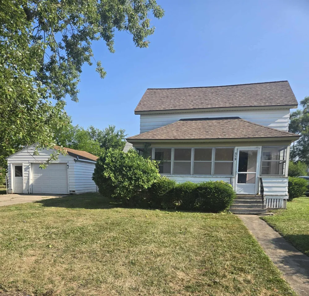 519 Bradley Street Saginaw City, MI 48601
