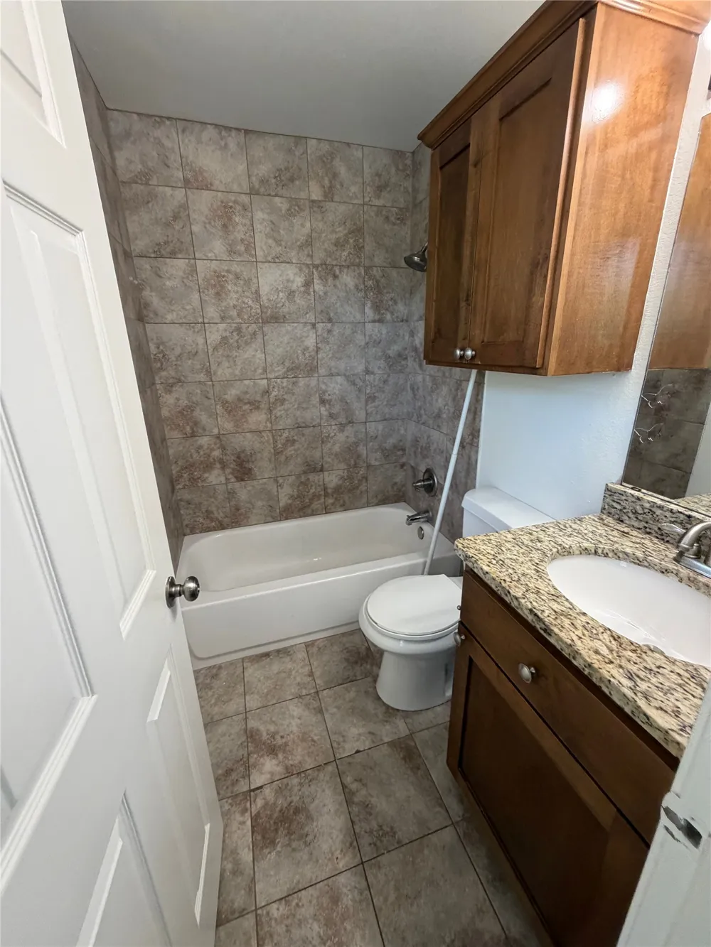 146 Mauna Kea Lane #B Bastrop, TX 78602