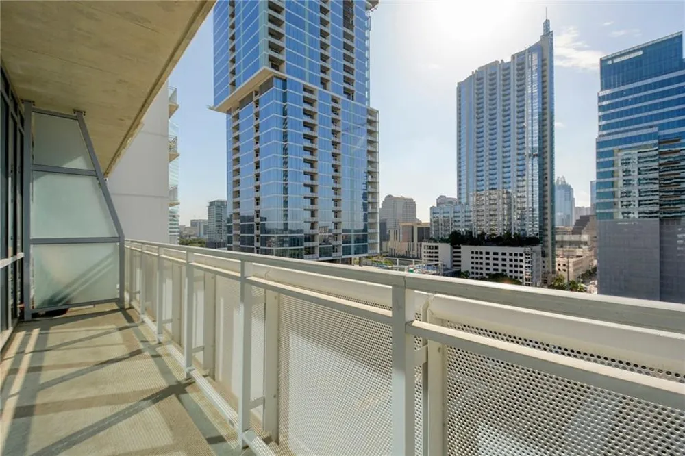 222 West Avenue #1307 Austin, TX 78701