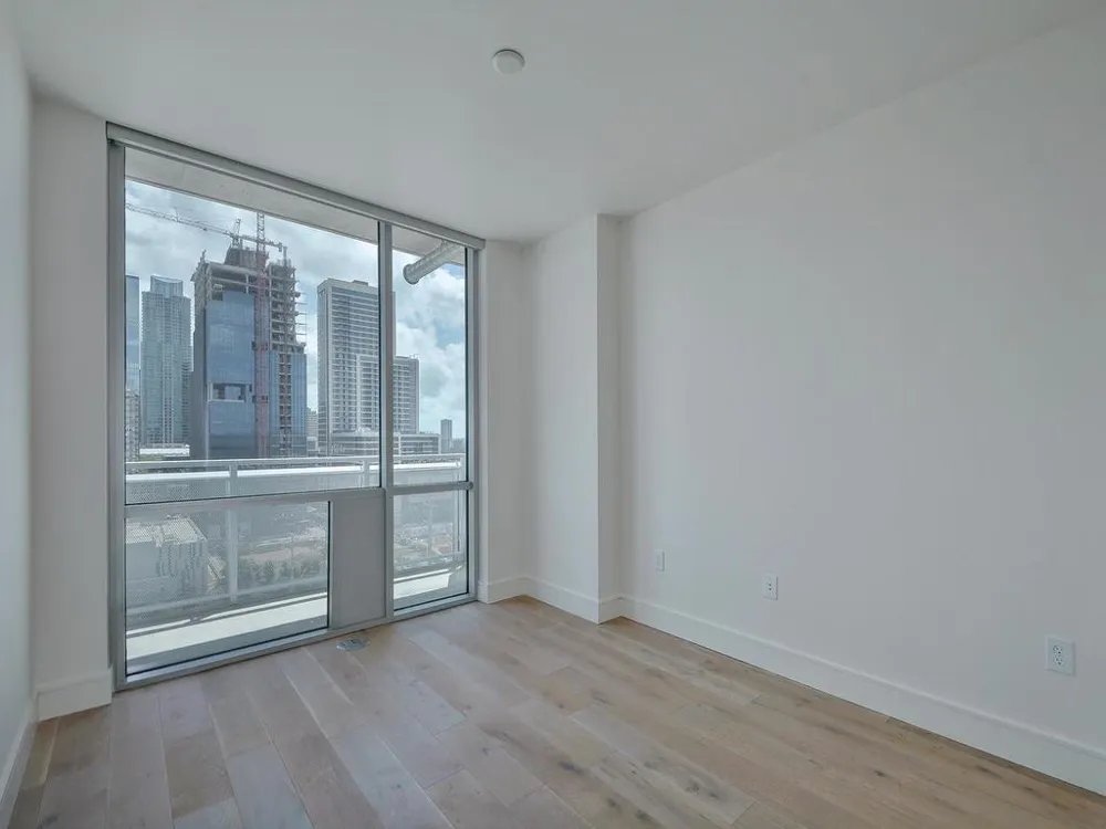 222 West Avenue #1307 Austin, TX 78701