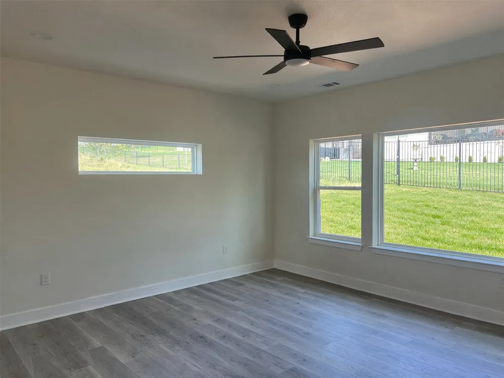 316 Sweet Grass Horseshoe Bay, TX 78657