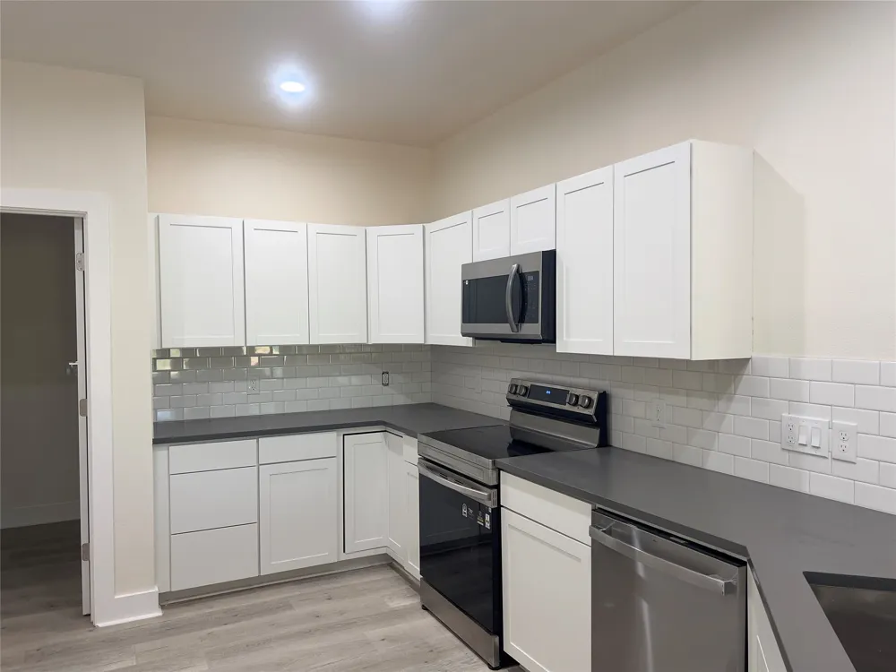 316 Sweet Grass Horseshoe Bay, TX 78657