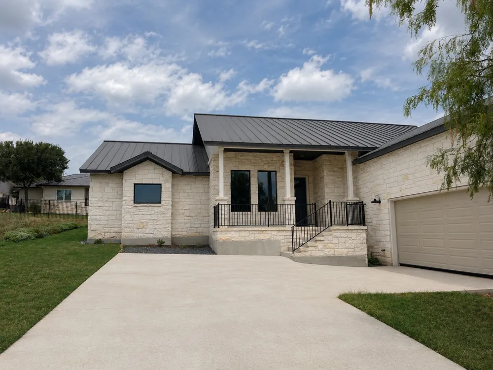 316 Sweet Grass Horseshoe Bay, TX 78657