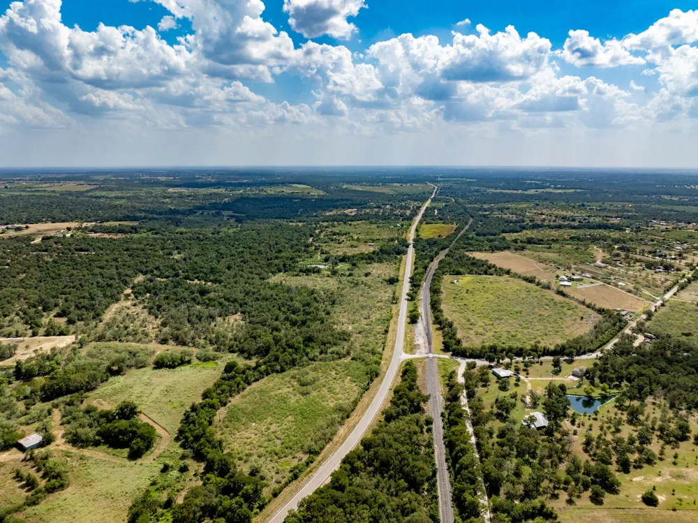 Fm 20 Dale, TX 78616