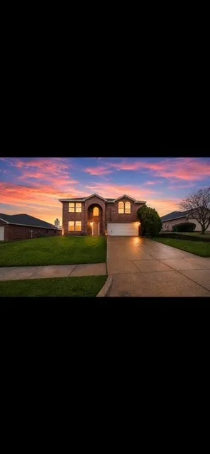 1092 Winding Creek