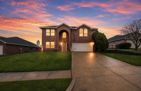 1092 Winding Creek