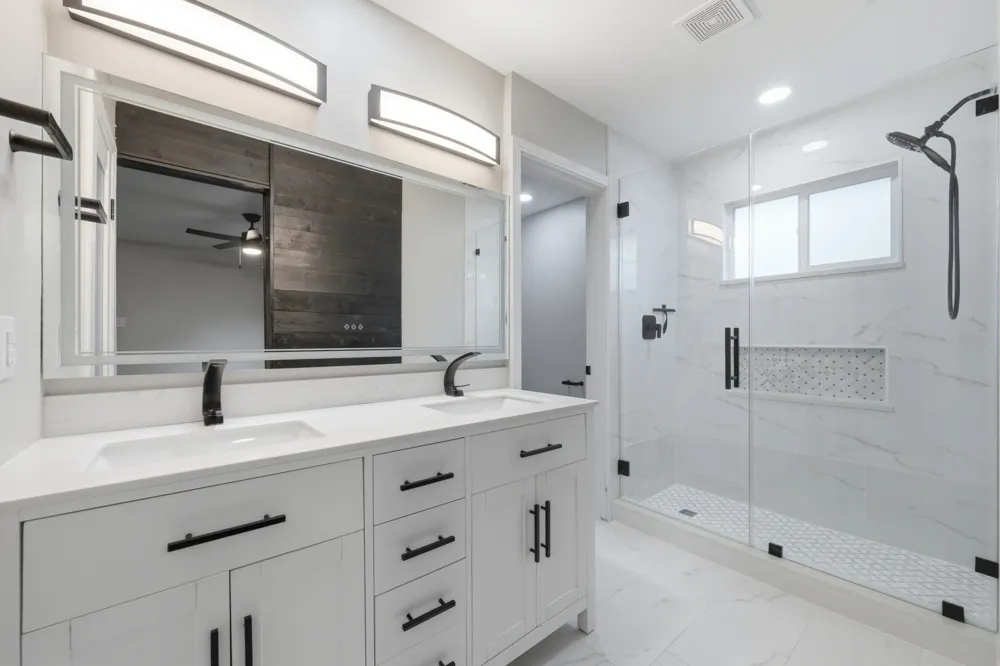 8404 Hornet Drive Austin, TX 78749