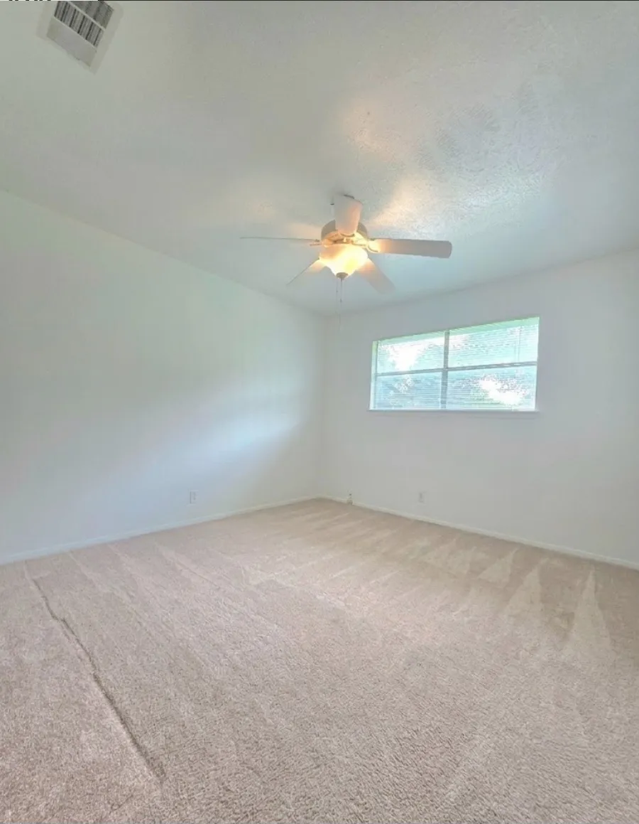 15208 Spring Hill Lane #B Pflugerville, TX 78660