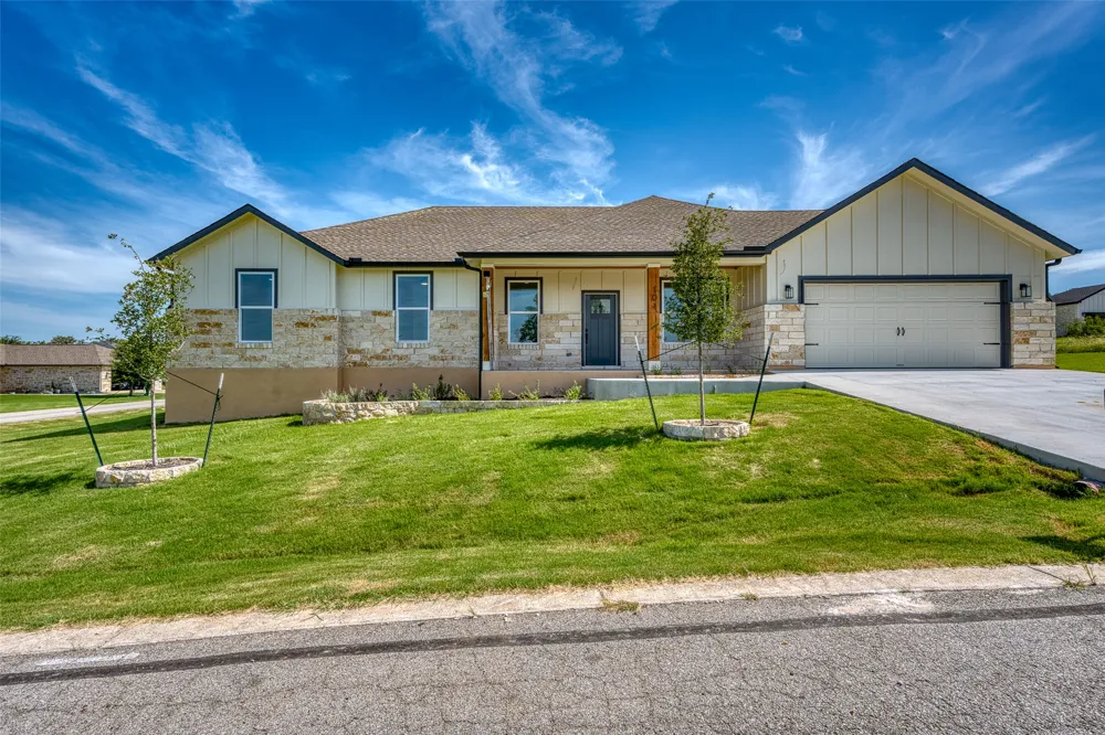 101 Olympia Hills Court Kingsland, TX 78639
