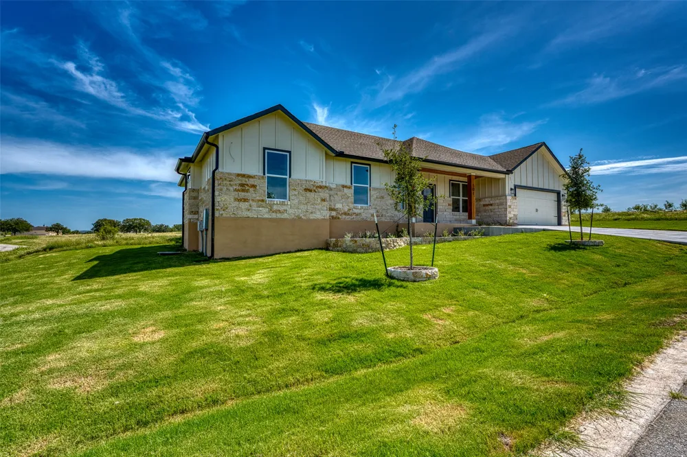 101 Olympia Hills Court Kingsland, TX 78639