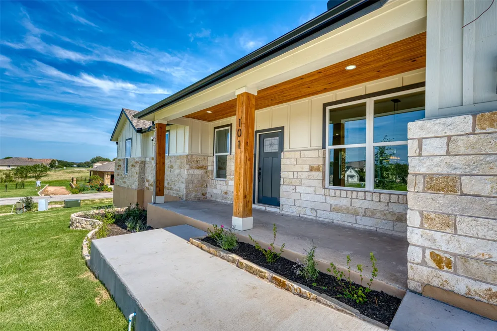 101 Olympia Hills Court Kingsland, TX 78639