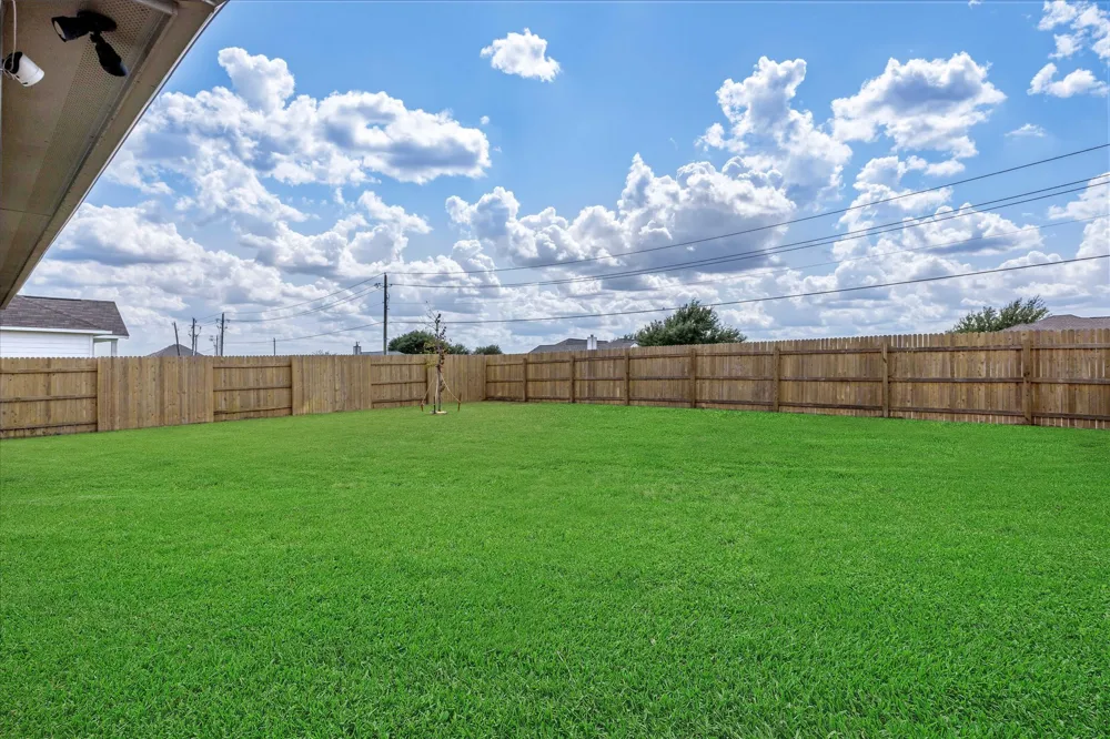 109 Bosco Road Hutto, TX 78634