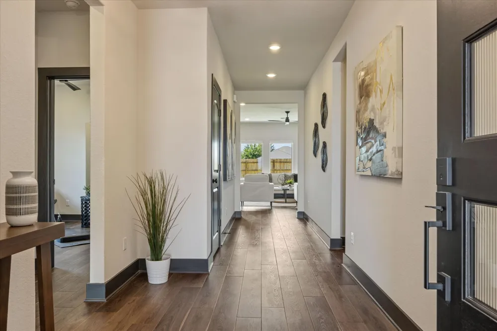 109 Bosco Road Hutto, TX 78634