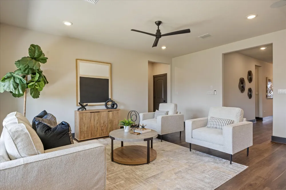 109 Bosco Road Hutto, TX 78634