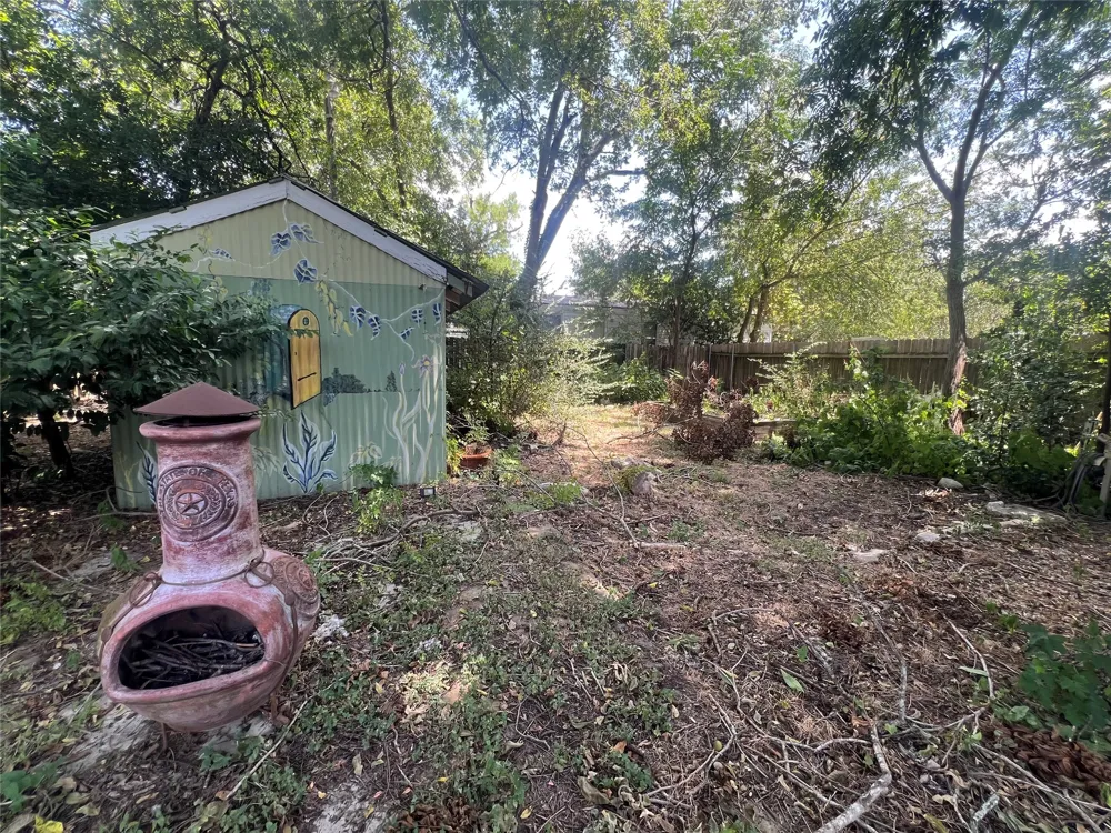 107 W 7th Street Elgin, TX 78621