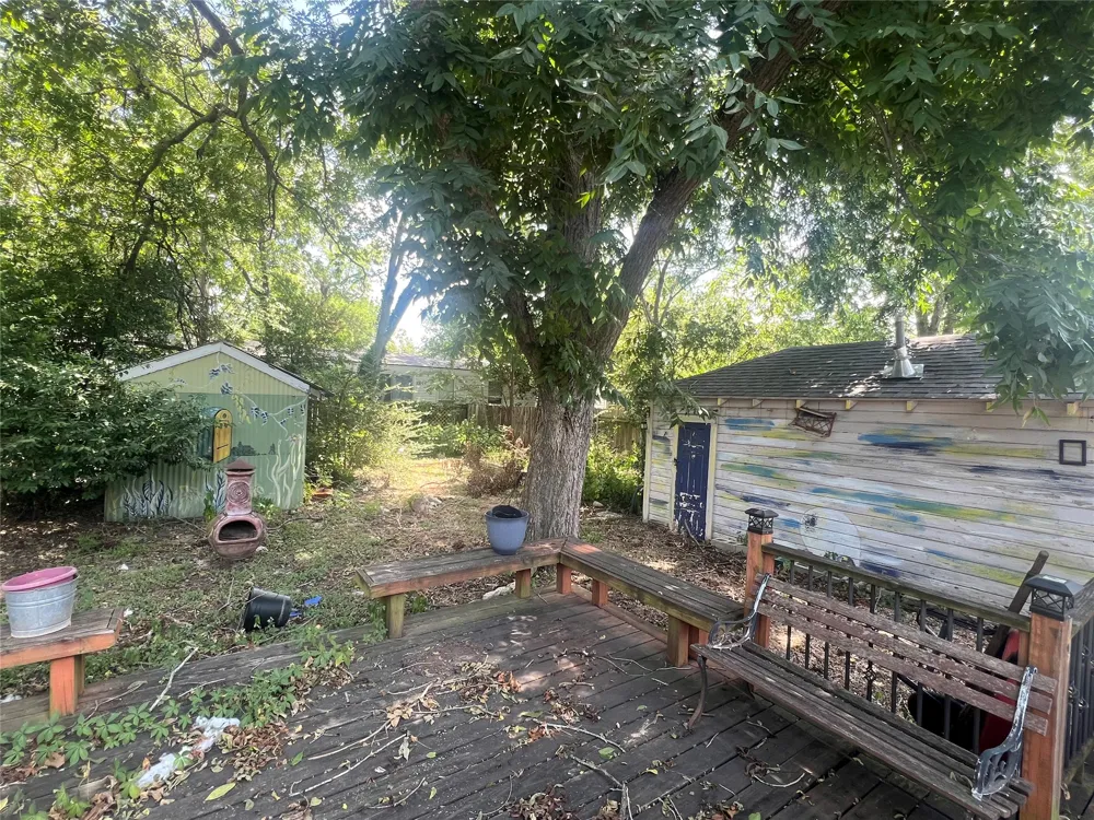 107 W 7th Street Elgin, TX 78621