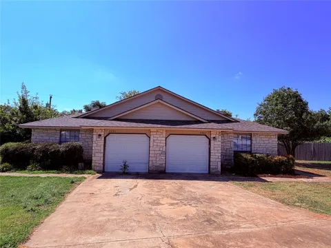 2301 Whitlow Cove