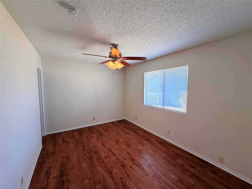2301 Whitlow Cove Round Rock, TX 78681