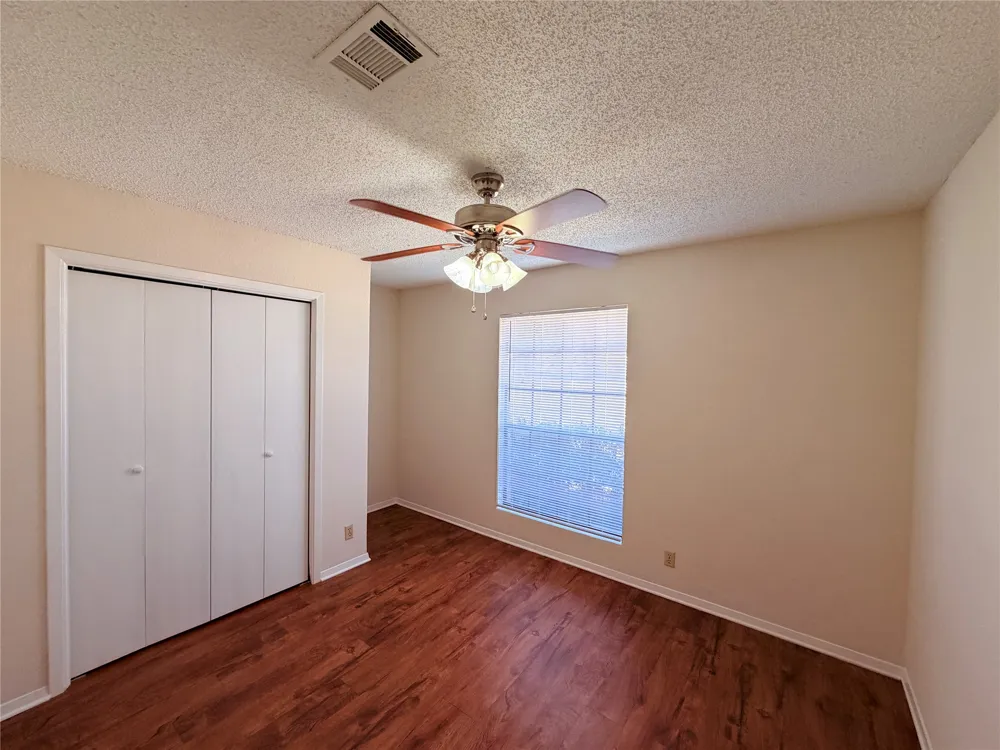 2301 Whitlow Cove Round Rock, TX 78681