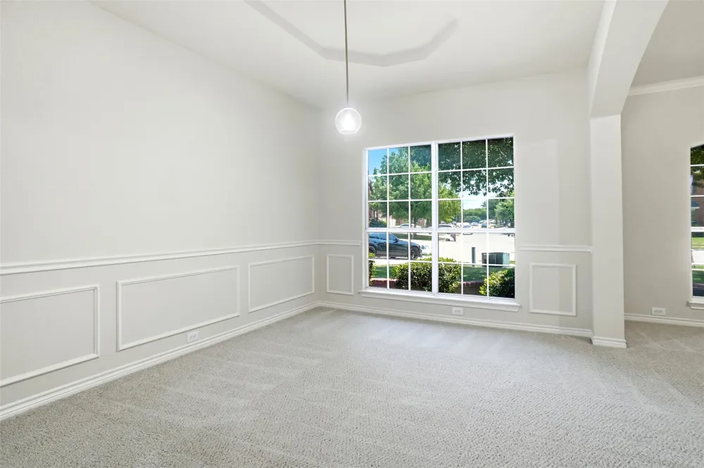 5231 Woodfield Drive Grand Prairie, TX 75052