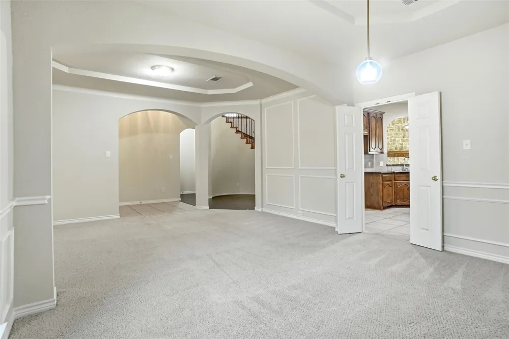 5231 Woodfield Drive Grand Prairie, TX 75052