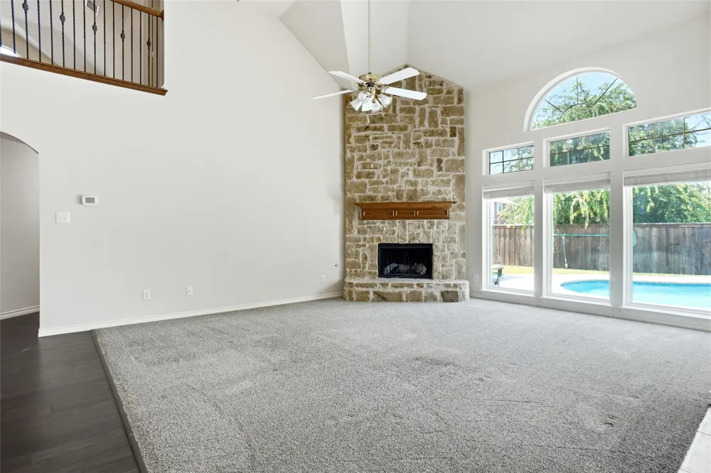 5231 Woodfield Drive Grand Prairie, TX 75052