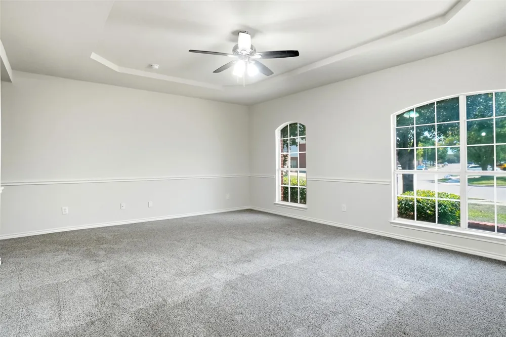 5231 Woodfield Drive Grand Prairie, TX 75052