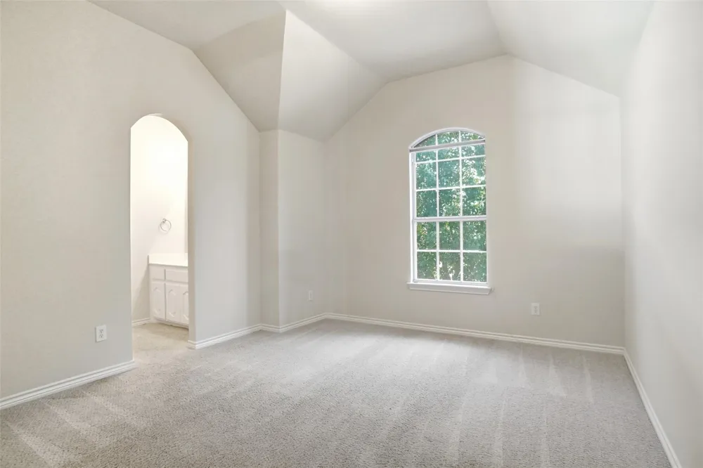 5231 Woodfield Drive Grand Prairie, TX 75052