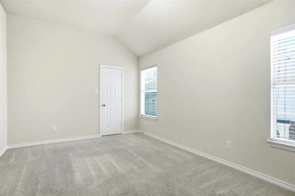 5231 Woodfield Drive Grand Prairie, TX 75052