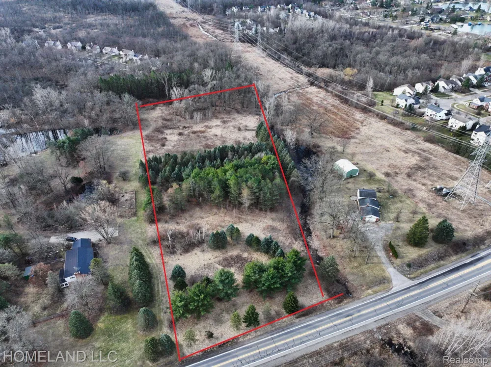 E Commerce Road Commerce Charter Township, MI 48382