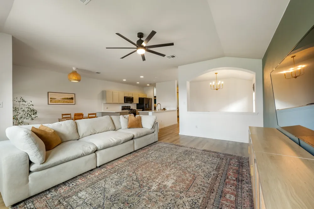 1391 Stone Rim Loop Buda, TX 78610