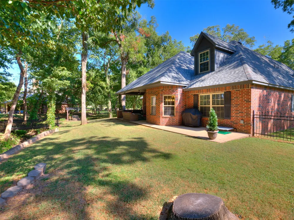 1729 E 136th Place S Bixby, OK 74008