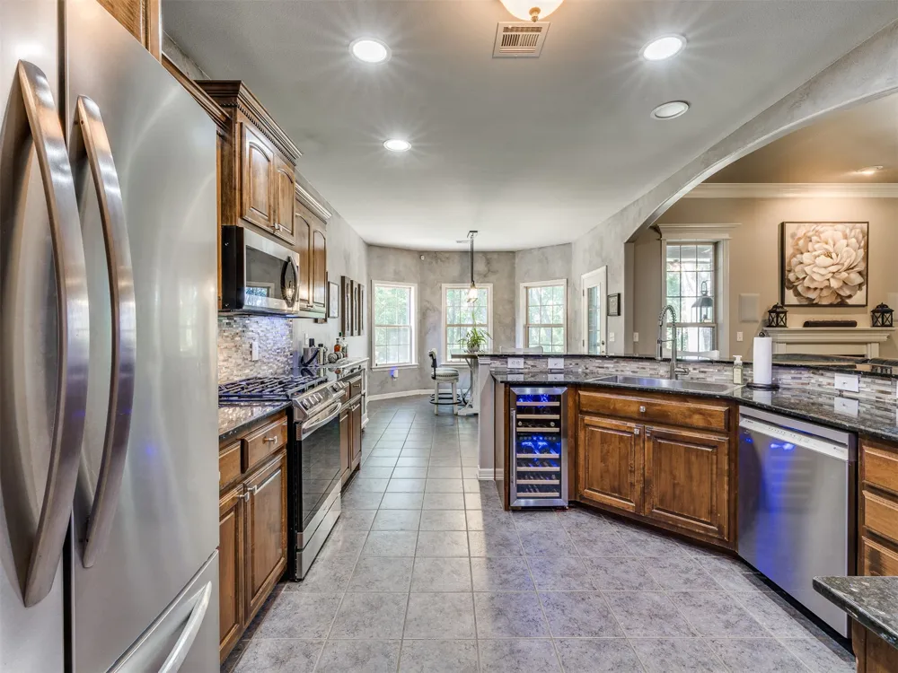 1729 E 136th Place S Bixby, OK 74008