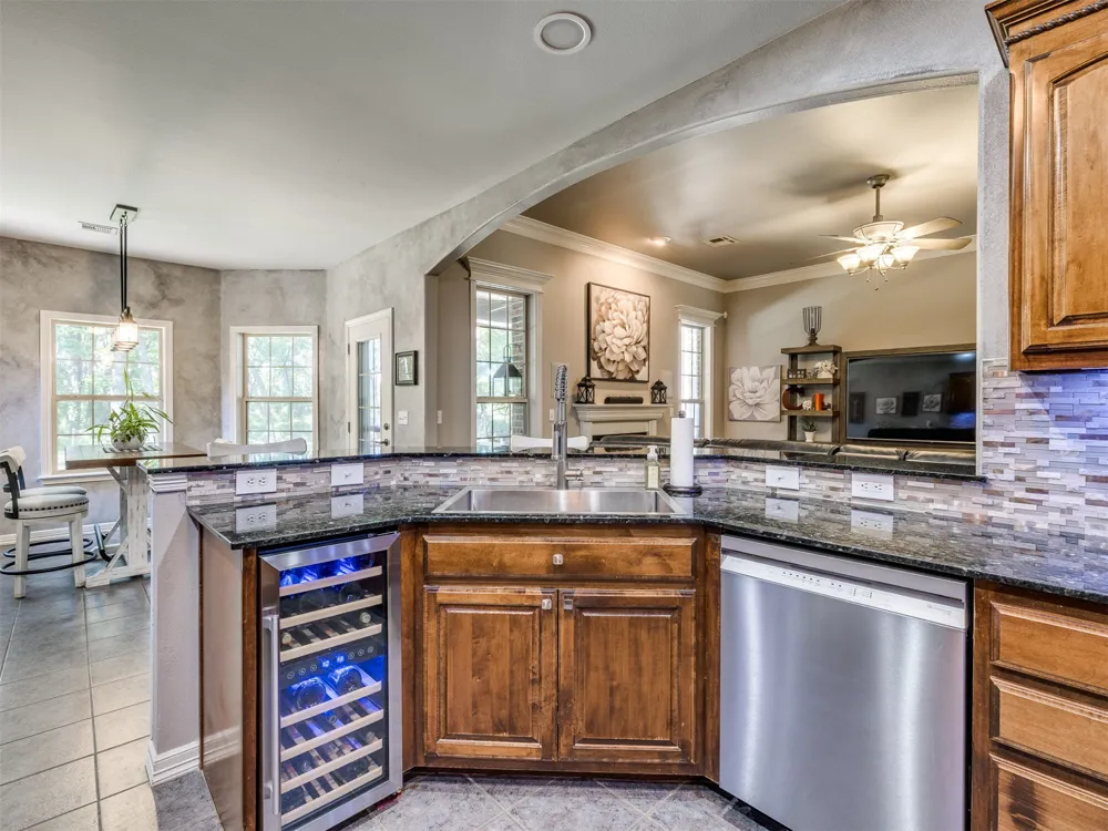 1729 E 136th Place S Bixby, OK 74008