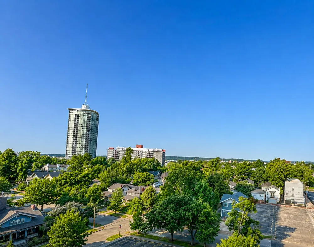 1502 S Boulder Avenue #8H Tulsa, OK 74119