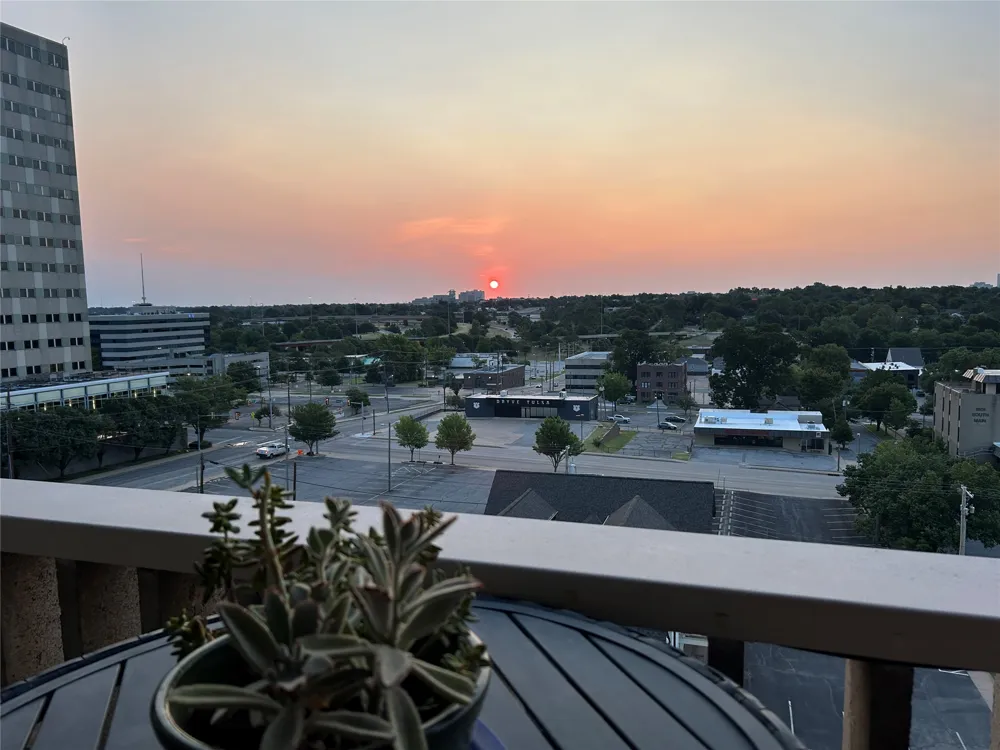 1502 S Boulder Avenue #8H Tulsa, OK 74119