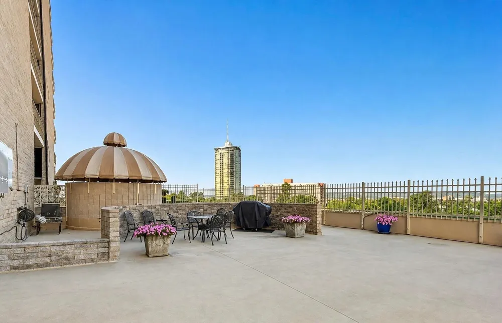 1502 S Boulder Avenue #8H Tulsa, OK 74119