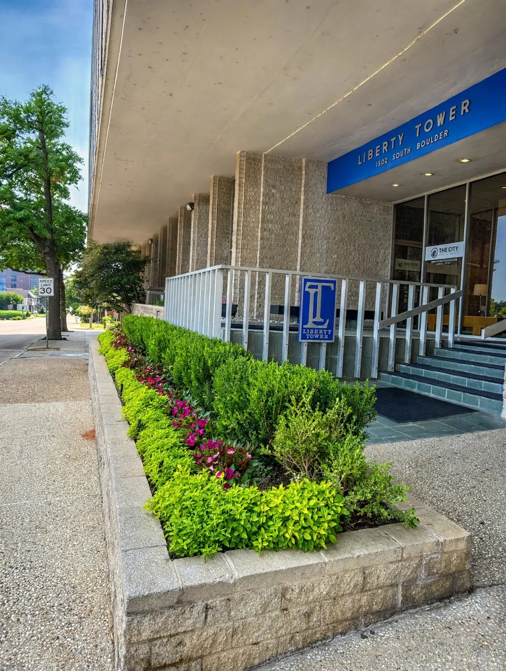 1502 S Boulder Avenue #8H Tulsa, OK 74119