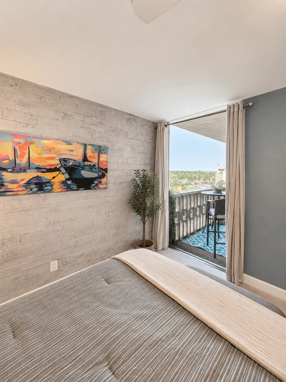 1502 S Boulder Avenue #8H Tulsa, OK 74119
