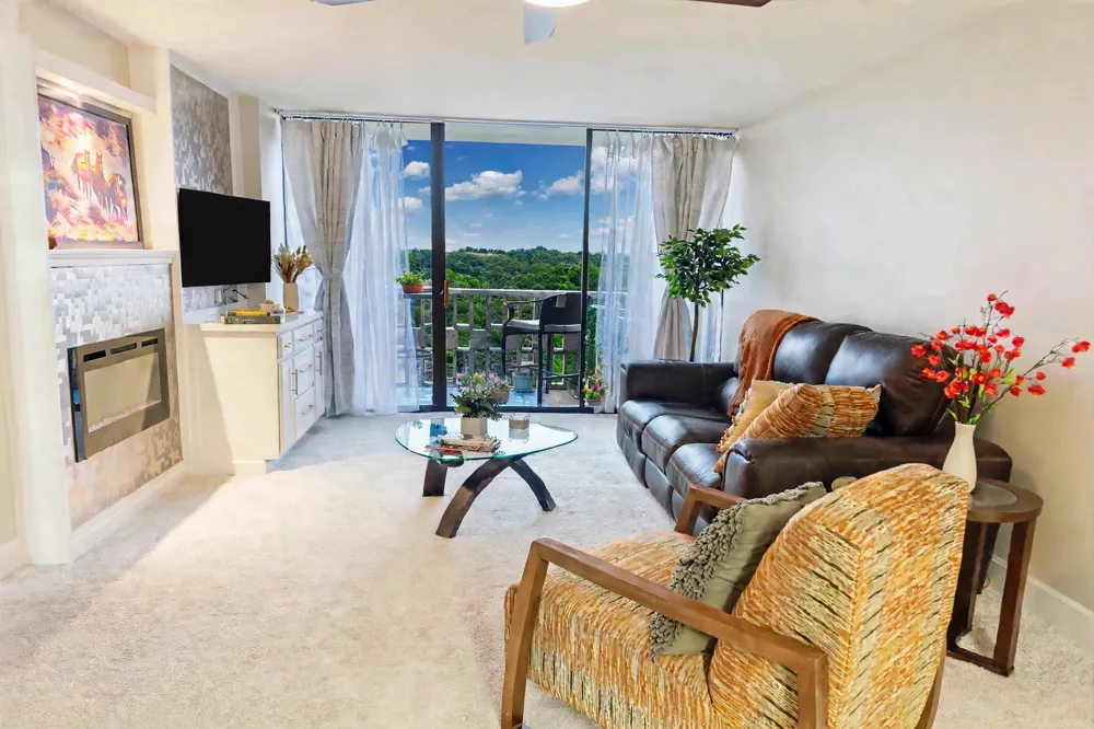 1502 S Boulder Avenue #8H Tulsa, OK 74119