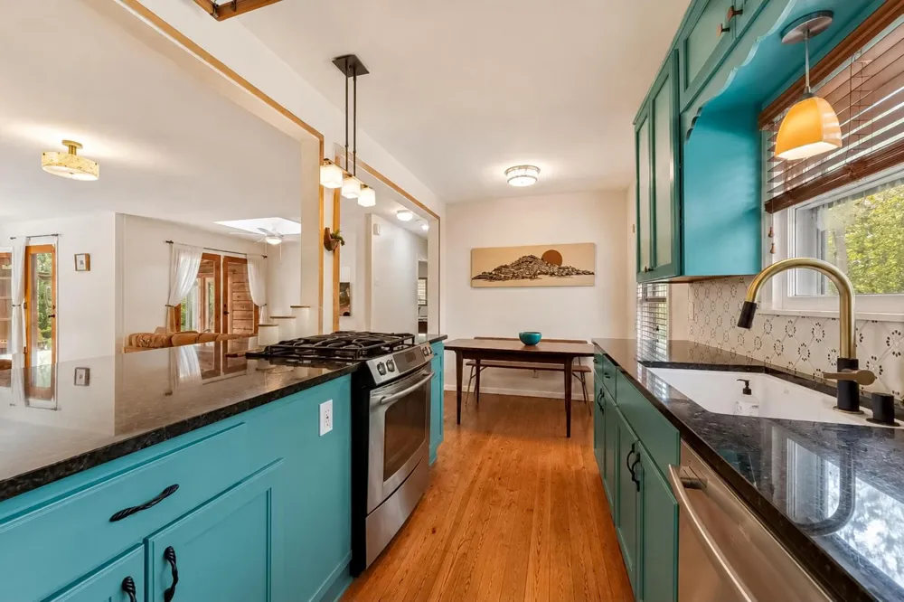 2209 La Casa Drive Austin, TX 78704