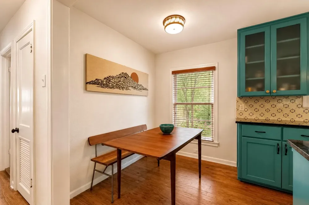 2209 La Casa Drive Austin, TX 78704