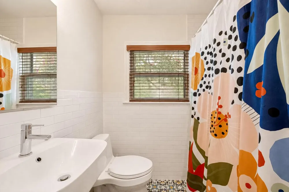 2209 La Casa Drive Austin, TX 78704