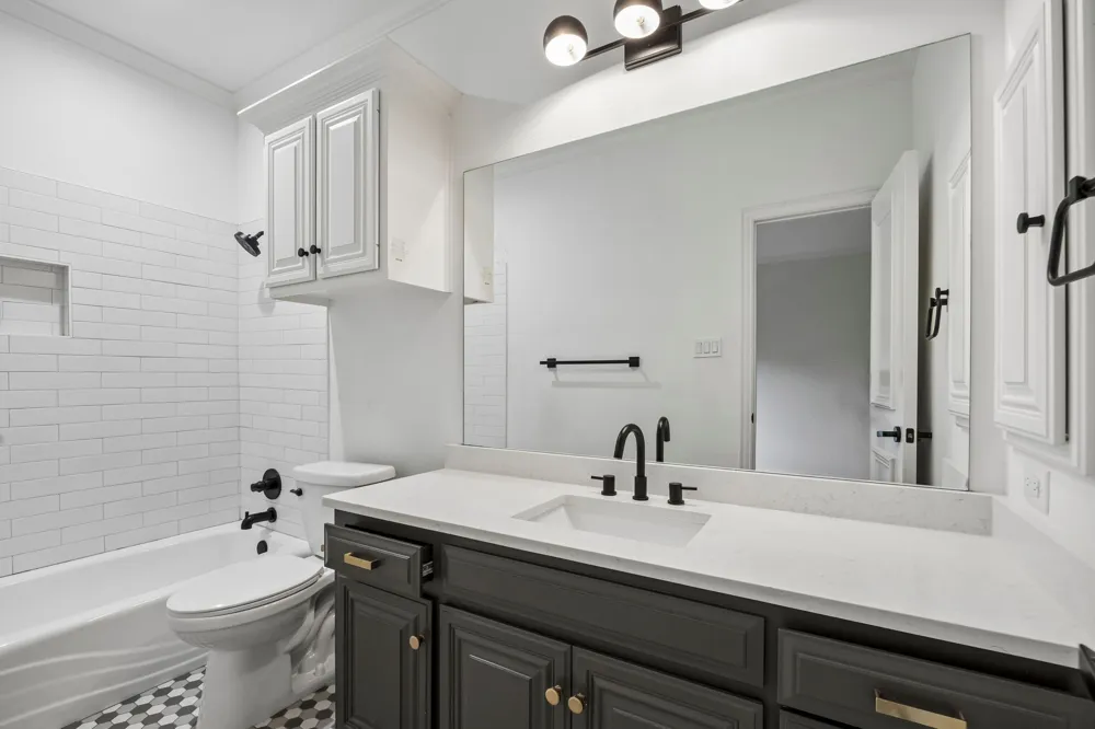 1010 Ashlawn Drive Southlake, TX 76092